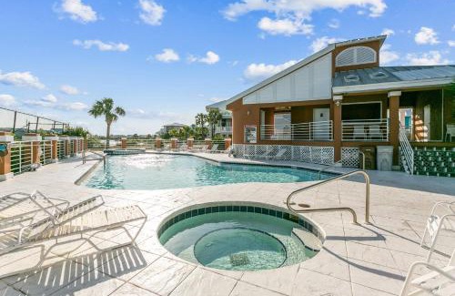 Caribbean Isle Casa | 1460 Bermuda Dr
