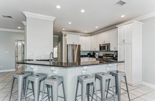 Caribbean Isle Casa | 1460 Bermuda Dr