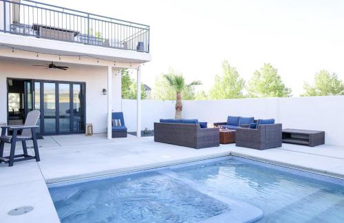 Hurricane Casa | 1469 Sandy Bottoms