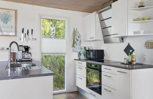 Oster Somarken Casa | 1484 Aakirkeby - Sluseparken 11