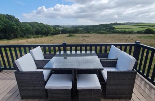 Cowes Casa | 14b Medina Rise Thorness Bay Isle of Wight