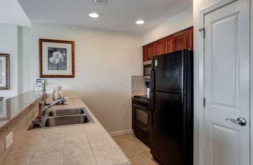 Four Mile Village Condominio | 14th Floor Spectacular Views: 2 Bedroom, 2 King Beds, Sleeper Sofa, and Full Kitchen at Sandestin Golf and Beach Resort!