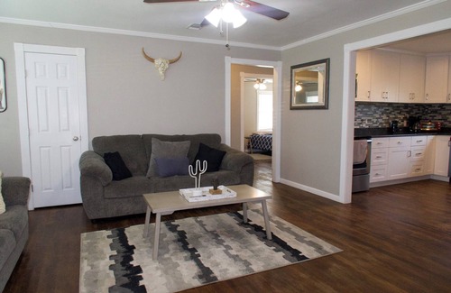 Monahans Casa | 14th street house
