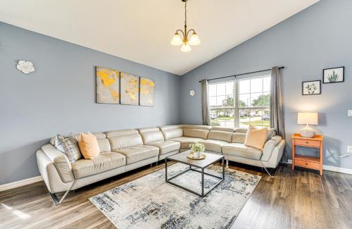 Tivoli Manor Casa | 15 Mi to Disney Home with Pool and Lanai in Davenport