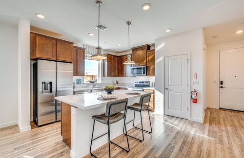 Sacramento Casa | 15 Mi to Dtwn Sacramento: Newly Built Home!