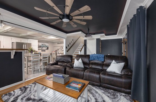 Nashville Casa | 15 min to Broadway- KING BED; 3Bdr/1Br - Everyday Getaway