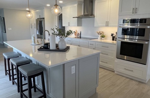 Osprey Casa | 15 mins from Beautiful Siesta Key Beach, Waterfront Home w/Private Pool