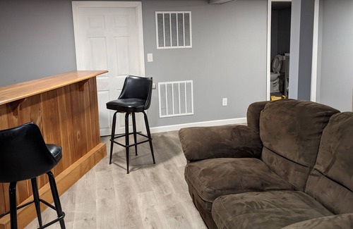 East Haven  Rutland County Casa | 15 minutes to k-town with sauna and pool table sleeps up to four