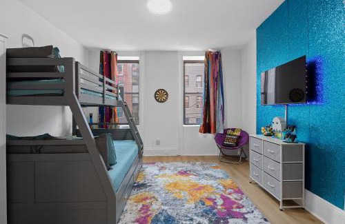 Hoboken Apartamento | 15 Minutes to NYC - A Fun & Colorful Getaway