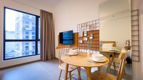 Sungai Penchala Apartamento | 15 Mossaz Muji 2 Queen Bed By Light House