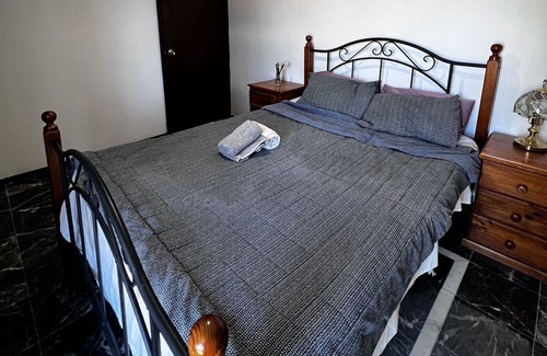 Booragoon Casa | 15% OFF/Long Stay /Cosy Queen Bedroom Near City/Swan River/Fremantle In a House