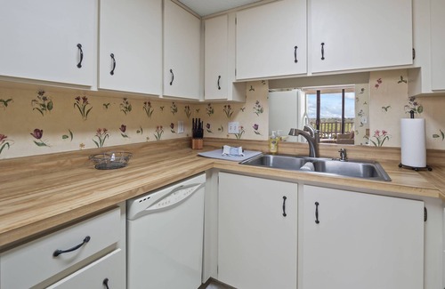 Flagler Beach Condominio | Nautilus Sunset Escape | Flagler Beach | Intracoastal Water Views | Beach | Pool | Tennis
