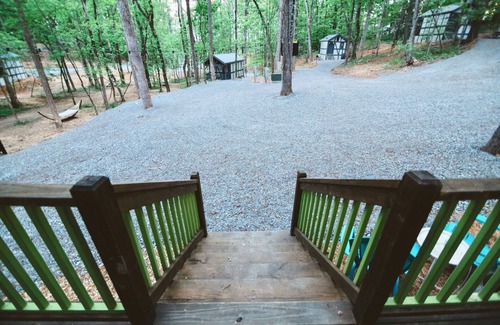 Sevierville Casa | Gypsy Cottage Near the Smokies # 15 Queenie