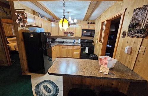 Cloudcroft Cabina | 15 Spruce Meadow · Sweet, Cozy Cabin Just 6 Miles from Cloudcroft