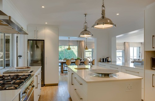 Camps Bay Villa | 15 Woodford