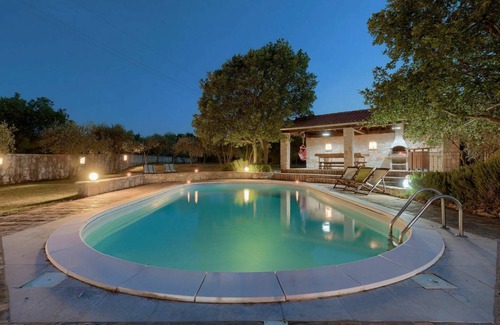 Rakalj Villa | 150 m² Villa ∙ 4 habitaciones ∙ 8 huéspedes