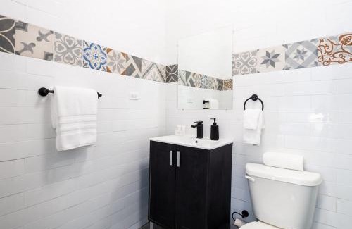 Mercado Apartamento | 150 Sol by Stay with Bear