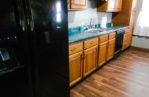 Olney Apartamento | 1500 Sq.ft. of Quaint Comfort in the heart of Olney close to downtown!