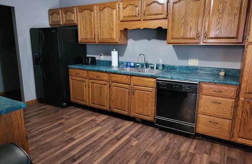 Olney Apartamento | 1500 Sq.ft. of Quaint Comfort in the heart of Olney close to downtown!