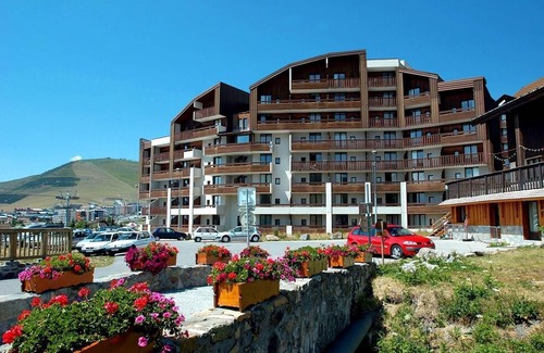 Bergers Apartamento | 150m from shops, parking, tv, ski locker, 35m², Alpe d'Huez