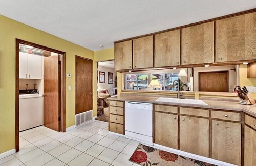South Lake Tahoe Cabina | 1510 Wildwood, Sitzmark 4