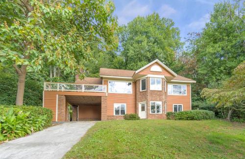 Nellysford Casa | 151Escape - 5-Star Group Fun! Game Room/Bar/Deck/4kTVs