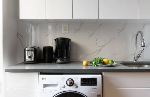 Upper East Side Apartamento | 1571-5S New 2BR PRIME Upper East APT W&D