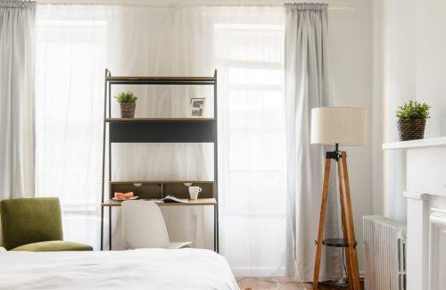 Upper East Side Apartamento | 1571-5S New 2BR PRIME Upper East APT W&D