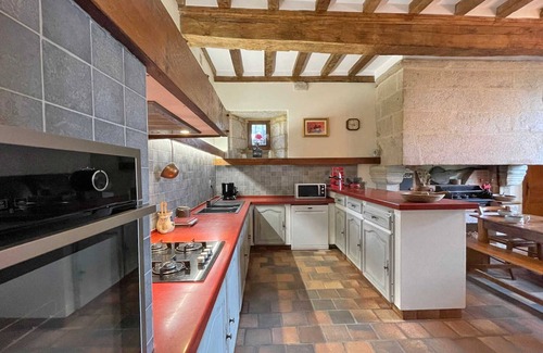 Colombiers Cabaña | Manoir du XVème siècle avec grand jardin privé, proche d'Alençon, équipements modernes, idéal pour familles