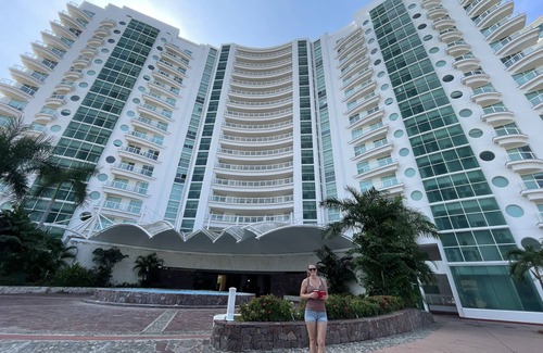 Ixtapa Condominio | BVG Marina - ¡Vistas románticas frente al mar y de lujo en el paraíso!