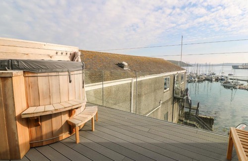Mylor Churchtown Casa | 16 Arwenack Street