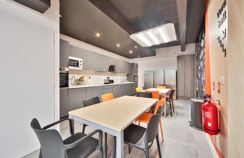 Charenton-le-Pont Apartamento | 16.Chambre double#CoLiving#Loft#HomeCinema#fitness