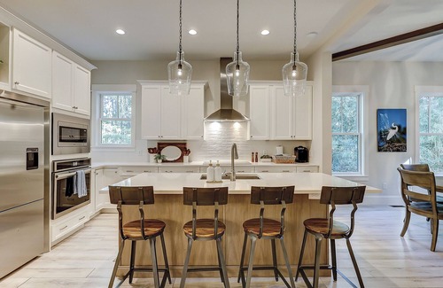 Heritage Woods Casa | 16 East Garrision - An Elegant Sea Pines Retreat with Southern Charm!