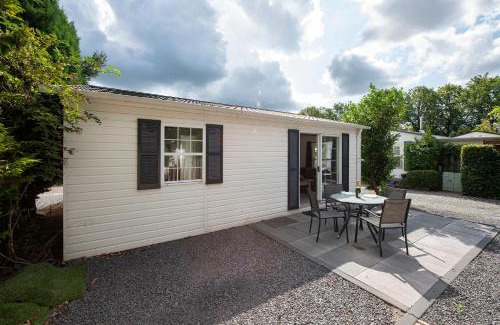 Oisterwijk Chalet De Esquí | 16, Geniet van de rust, natuur & gratis parkeren!