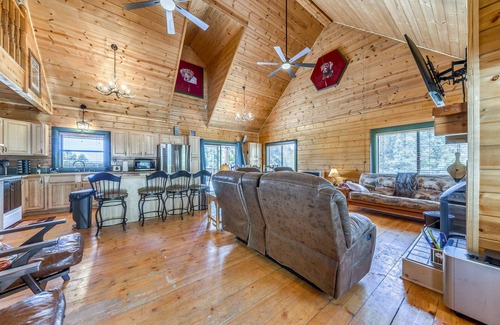 Ruidoso Cabaña | 16 Mi to Ski Apache: Ruidoso Cabin Rental