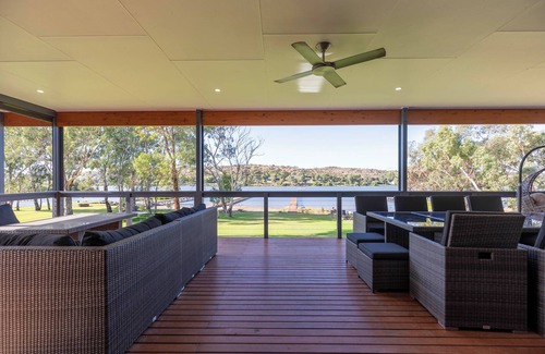 Angas Casa | 16 Pellaring Lane, Pellaring Flat