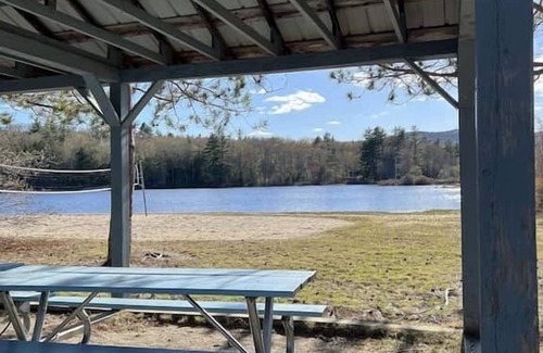 Antrim Casa | 16 ppl 2 hot tubs, game room, fire pit