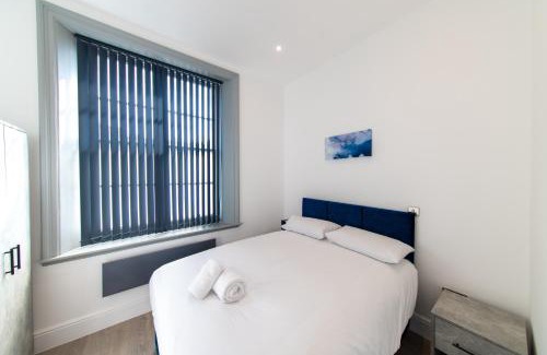 Liverpool City Centre Apartamento | 16 Queen Avenue Collection by Happy Days