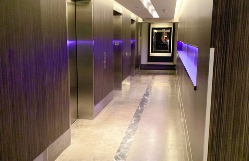 Garden District Condominio | 16 Studio bachelor apartment condo in the heart of Downtown Toronto near subway