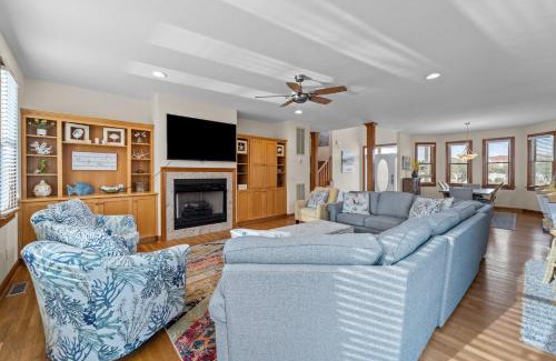 Buck Island Casa | 1603 - Bare Feet Retreat by Resort Realty
