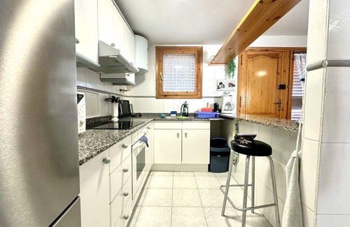 Peñíscola Chalet De Esquí | CHALET DE 160m ACOJEDOR EN PEÑISCOLA, CON PARQUING Y PISCINA. CERCA DE LA PLAYA.