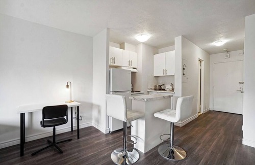 Plateau Mont Royal Apartamento | #162 Modern Studio in Plateau Mont-Royal