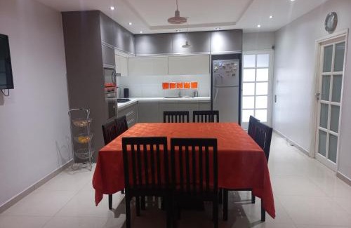 Mendoza Casa | 1670 House