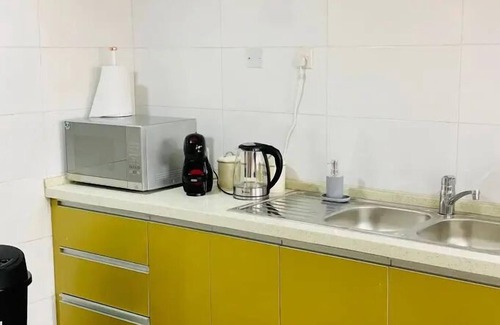 Ofin Hotel | 1677 Mayfair Apartment