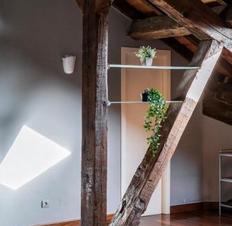 Embajadores Apartamento | 16th century Palace