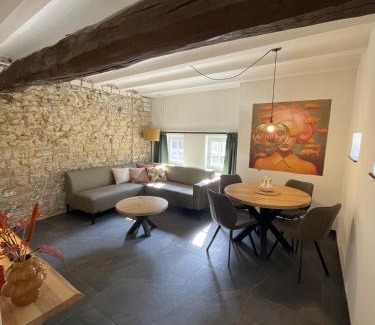 Ubachsberg Casa | 17 4p Historical Cottage near Valkenburg
