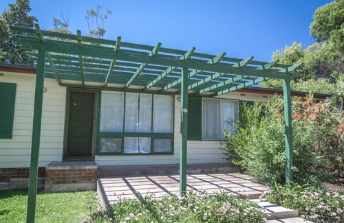 Carrickalinga Casa | 17 Broadbeach Drive