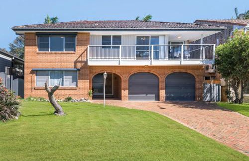 Bonny Hills Casa | 17 Jordan Avenue