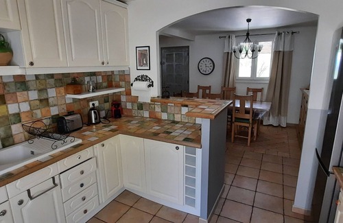 Merindol Casa | Casa de 170m2 en el Luberon, con vistas impresionantes.