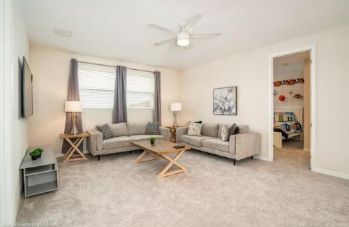 Bay Lake Villa | 1719CVT Orlando Newest Resort Community Town Home villa